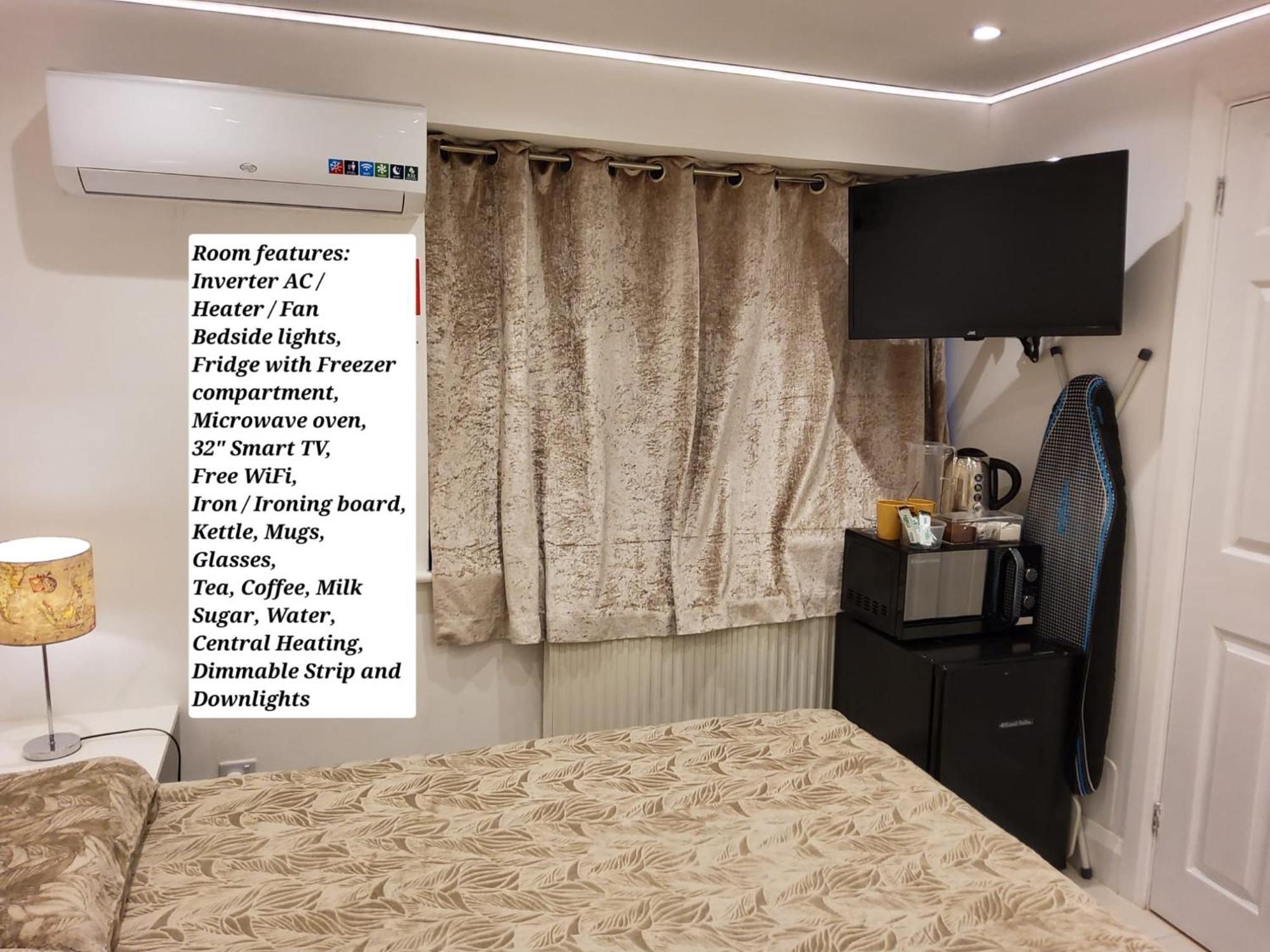 Air Conditioned Modern Double Bed Room With Private Attached Bathroom - Free Parking - Near London Heathrow Airport & Southall Broadway Exterior foto