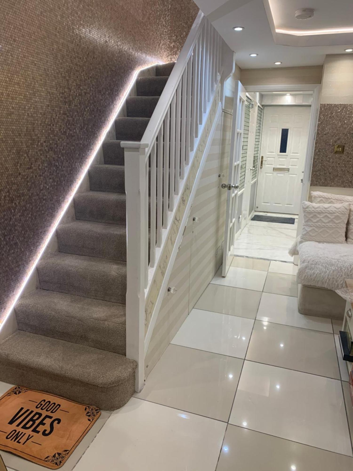 Air Conditioned Modern Double Bed Room With Private Attached Bathroom - Free Parking - Near London Heathrow Airport & Southall Broadway Exterior foto